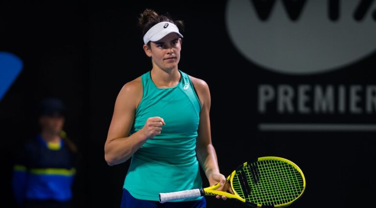 SIMONA HALEP Y JENNIFER BRADY  CAMPEONAS DE PRAGA Y LEXINGTON