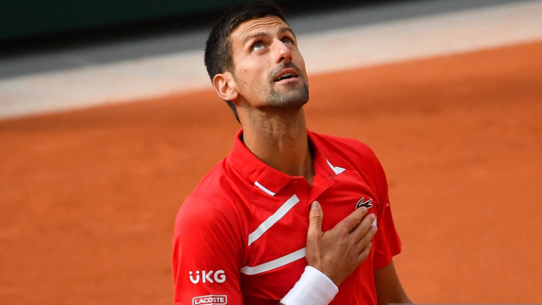 NOVAK DJOKOVIC ELIMINADO DE MASTER 1000 DE MADRID A PUNTO DEL RETIRO.