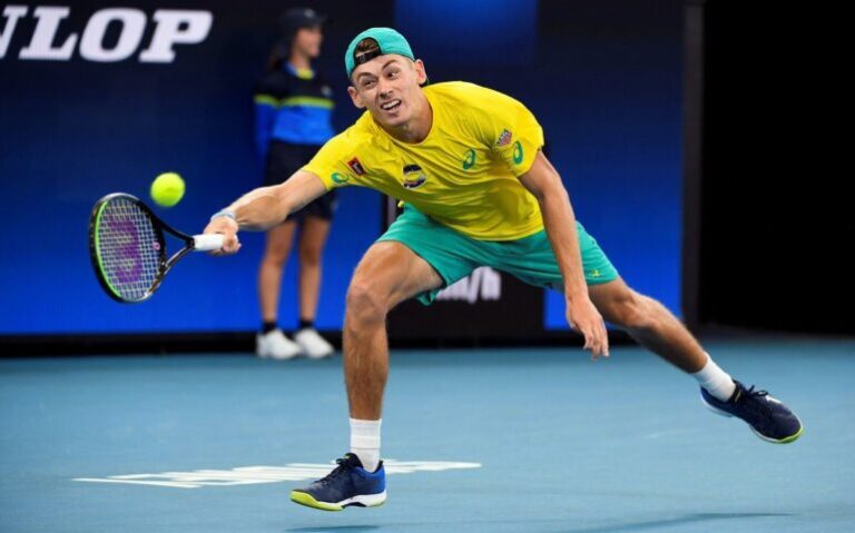 ALEX DE MIÑAUR Y ARYNA SABALENKA, PRIMEROS CAMPEONES DEL 2021.