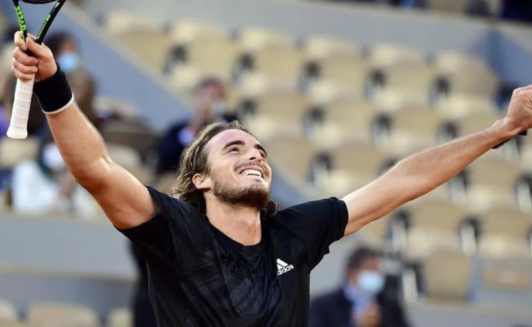 TSITSIPÁS SIGUE PERO THIEM QUEDA FUERA EN FRANCIA