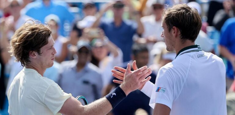 HABRÁ DUELO RUSO EN SEMIS DEL MASTERS DE CINCINNATI