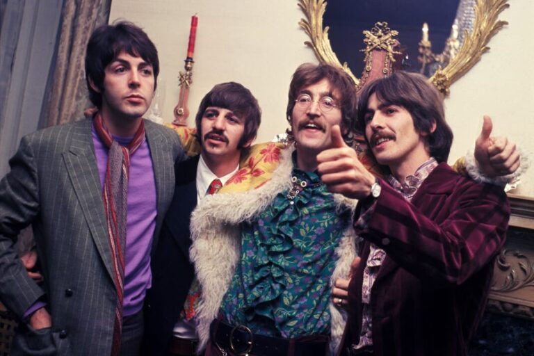 “NOW AND THEN” EL SENCILLO QUE INMORTALIZA EL SONIDO BEATLE