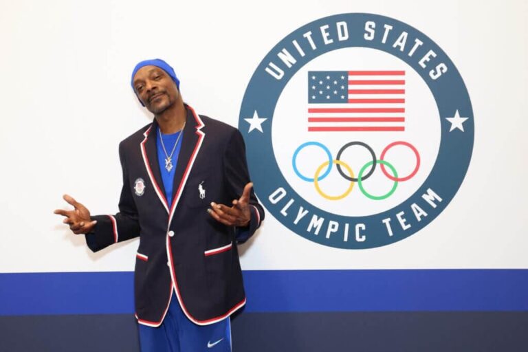 SNOOP DOGG LLEVARÁ LA ANTORCHA OLÍMPICA EN SU ÚLTIMO TRAYECTO EN PARÍS 2024