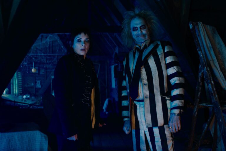 EL DIRECTOR TIM BURTON Y EL ELENCO DE BEETLEJUICE VISITAN LA CIUDAD DE MÉXICO