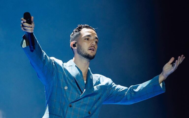 EL CANTANTE C TANGANA SE ESTRENA COMO DIRECTOR DE CINE CON “LA GUITARRA FLAMENCA DE YERAI CORTÉS”
