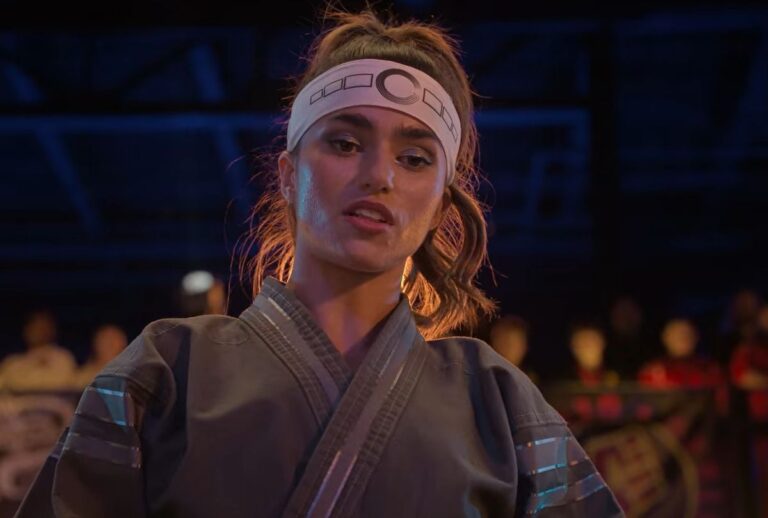 RAYNA VALLANDINGHAM CAMPEONA DE TAEKWONDO COMO ANTAGONISTA DE LA SERIE “COBRA KAI”