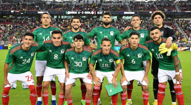 ¿LA SELECCIÓN MEXICANA A QUE JUEGA?