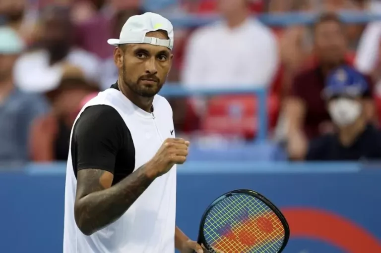 Entry List Open de Australia 2025 con Jannik Sinner, Carlos Alcaraz, Novak Djokovic, Nick Kyrgios y 100 más.