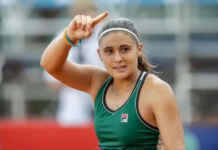 JULIA RIERA HABÍA RENUNCIADO AL TENIS, REGRESO Y AHORA ESTA JUGANDO EL ABIERTO DE AUSTRALIA.