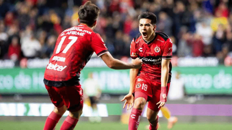 Tijuana toma ventaja y presume base mexicana en la ida de cuartos: 3-0 sobre Tigres