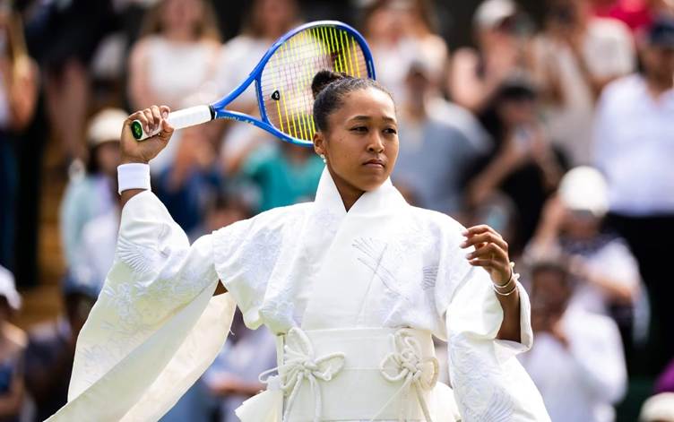 CON IMPACTO TARANTINO EL KIMONO BLANCO DE NAOMI OSAKA QUE DESAFIÓ A WIMBLEDON